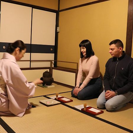 Отель Teahouse Rouji Киото Экстерьер фото
